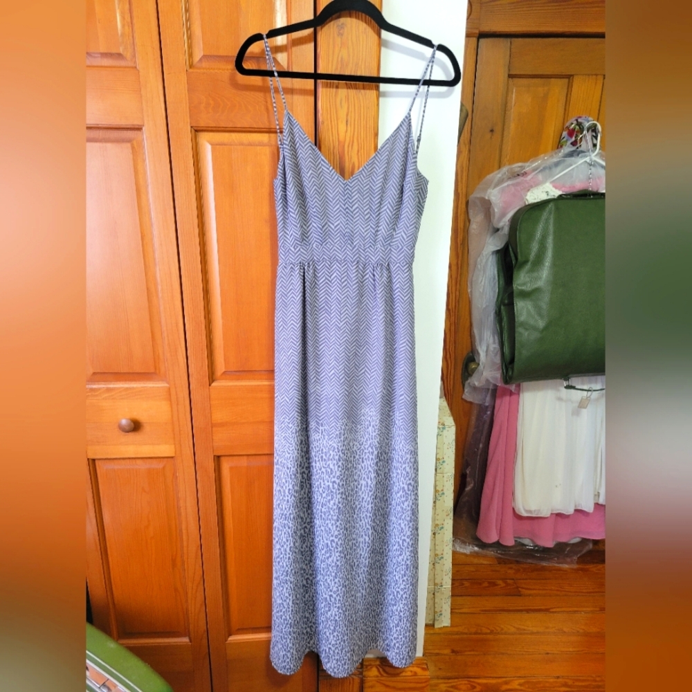 NWOT Victoria's Secret Elegant Grey Chevron Leopard Print Lace Up Maxi Dress 8